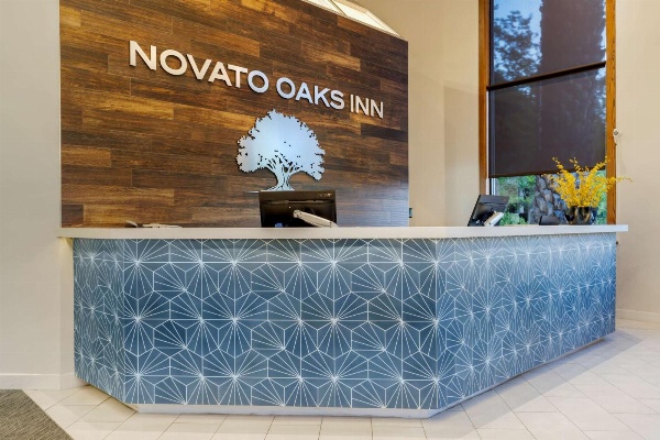 Best Western Plus Novato Oaks Inn image 2